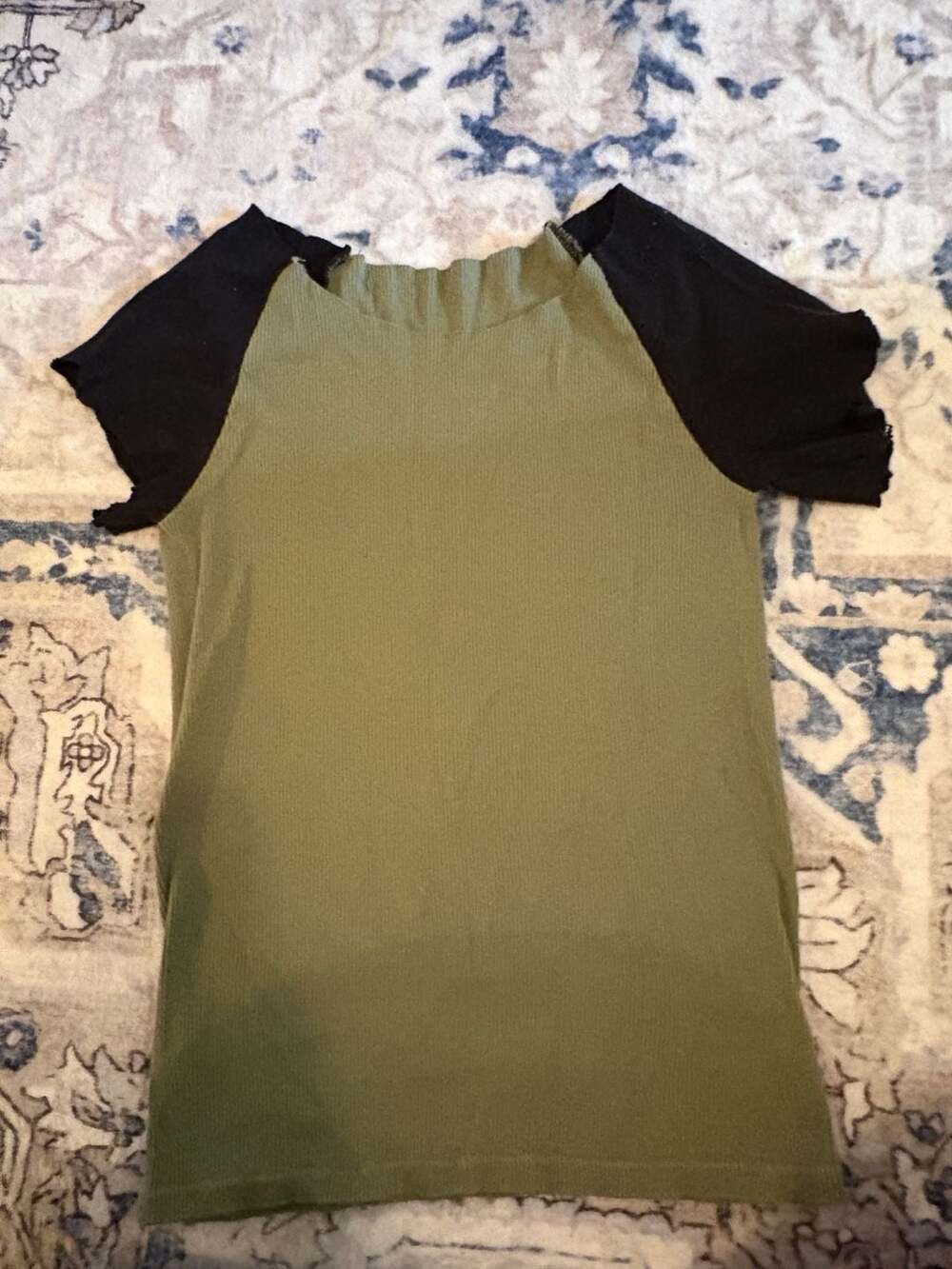 Brandy Melville John Galt Green Black Raglan T-Shirt Ribbed Cotton